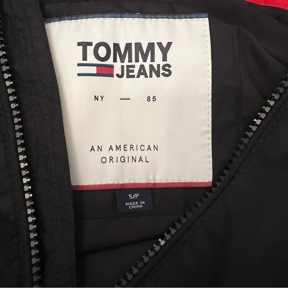 Vintage Tommy Hilfiger Jean Windbreaker 90s spell out Anorak Jacket Vtg - Picture 11 of 11